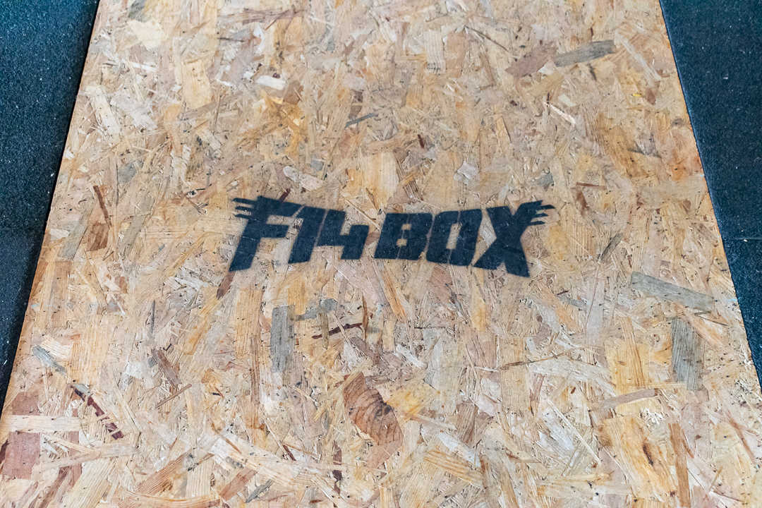 f14box 662